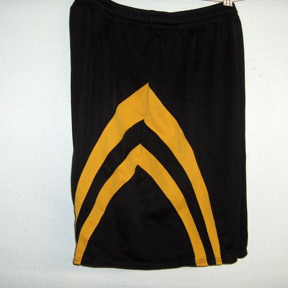 Bakka Sports Shorts Size L, Measure 32-38"W, - Picture 5 of 6